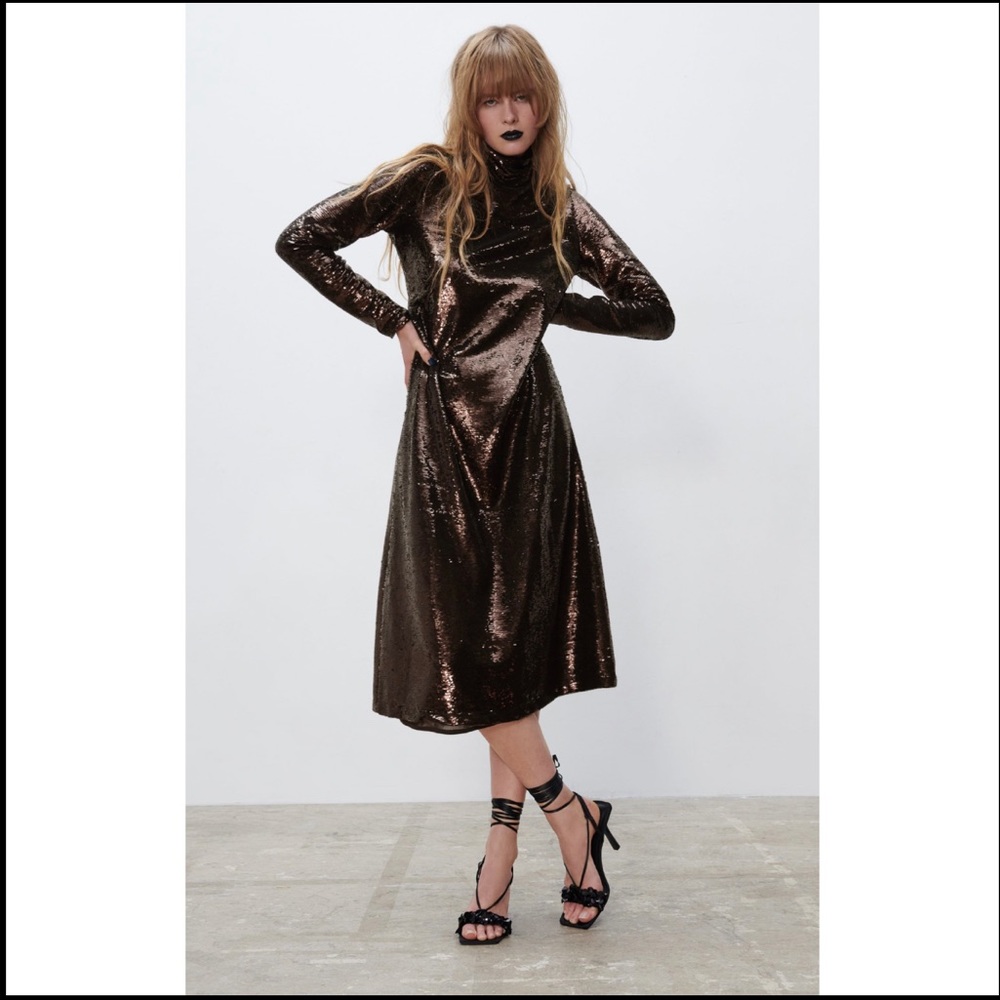 ✨SALE✨Zara sequin knit dress ✨SALE✨